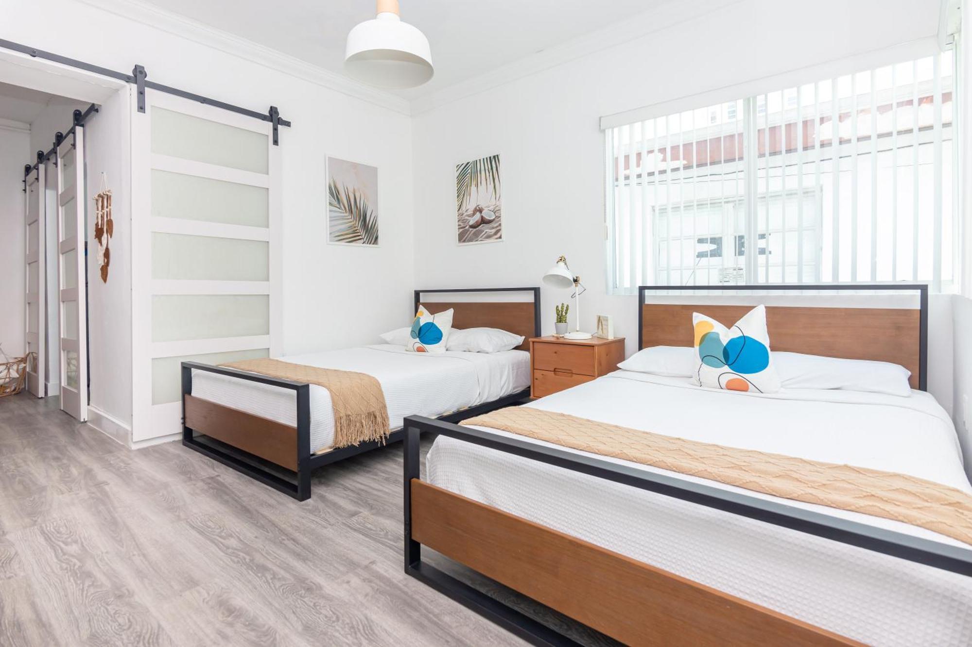 West Deco Aparthotel Маями Бийч Екстериор снимка