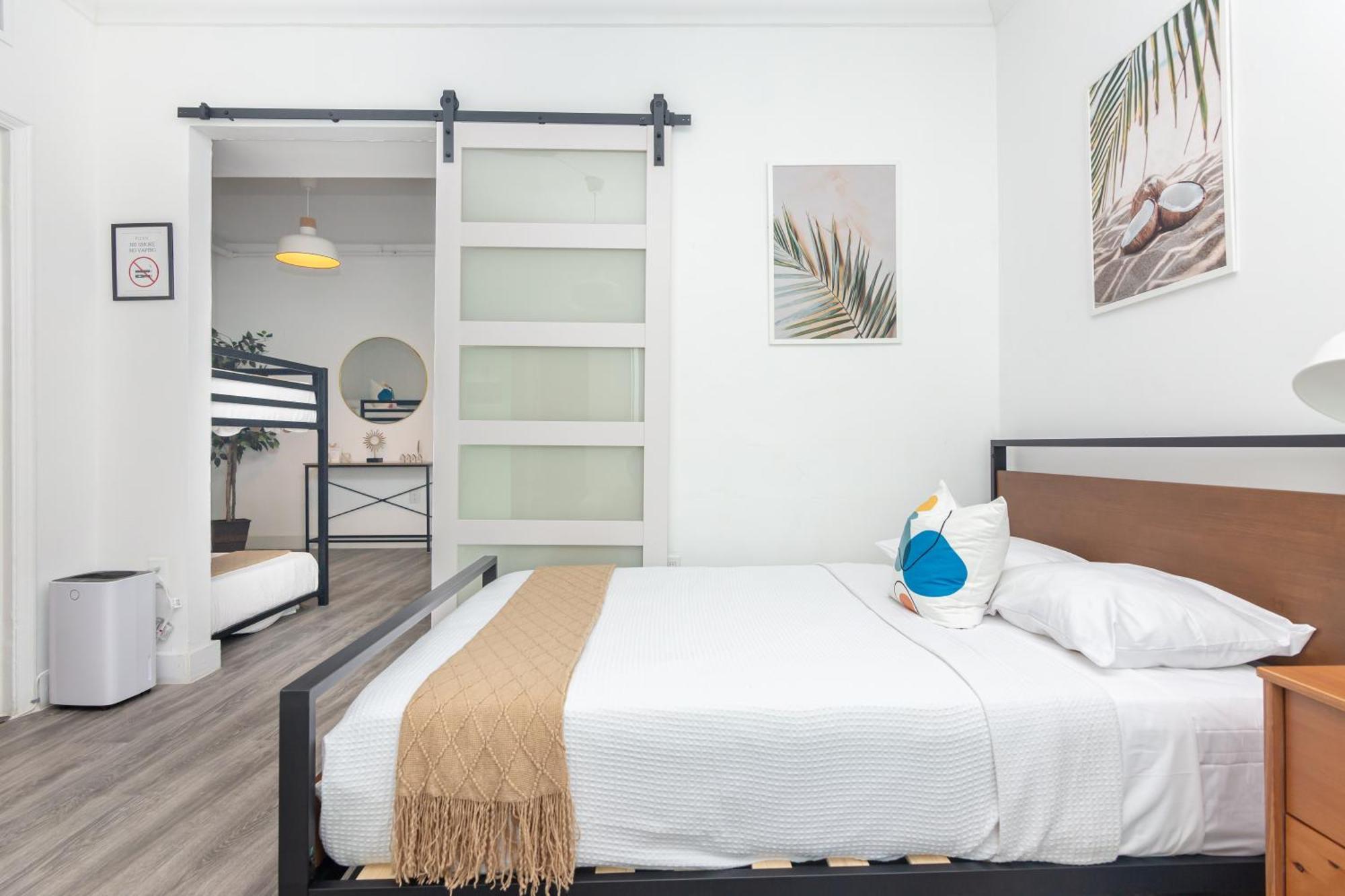 West Deco Aparthotel Маями Бийч Екстериор снимка
