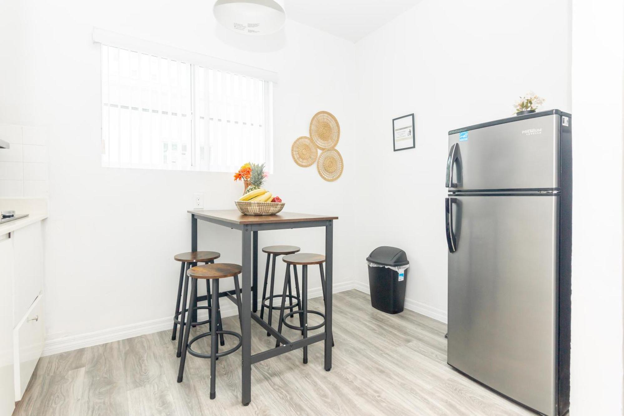 West Deco Aparthotel Маями Бийч Стая снимка
