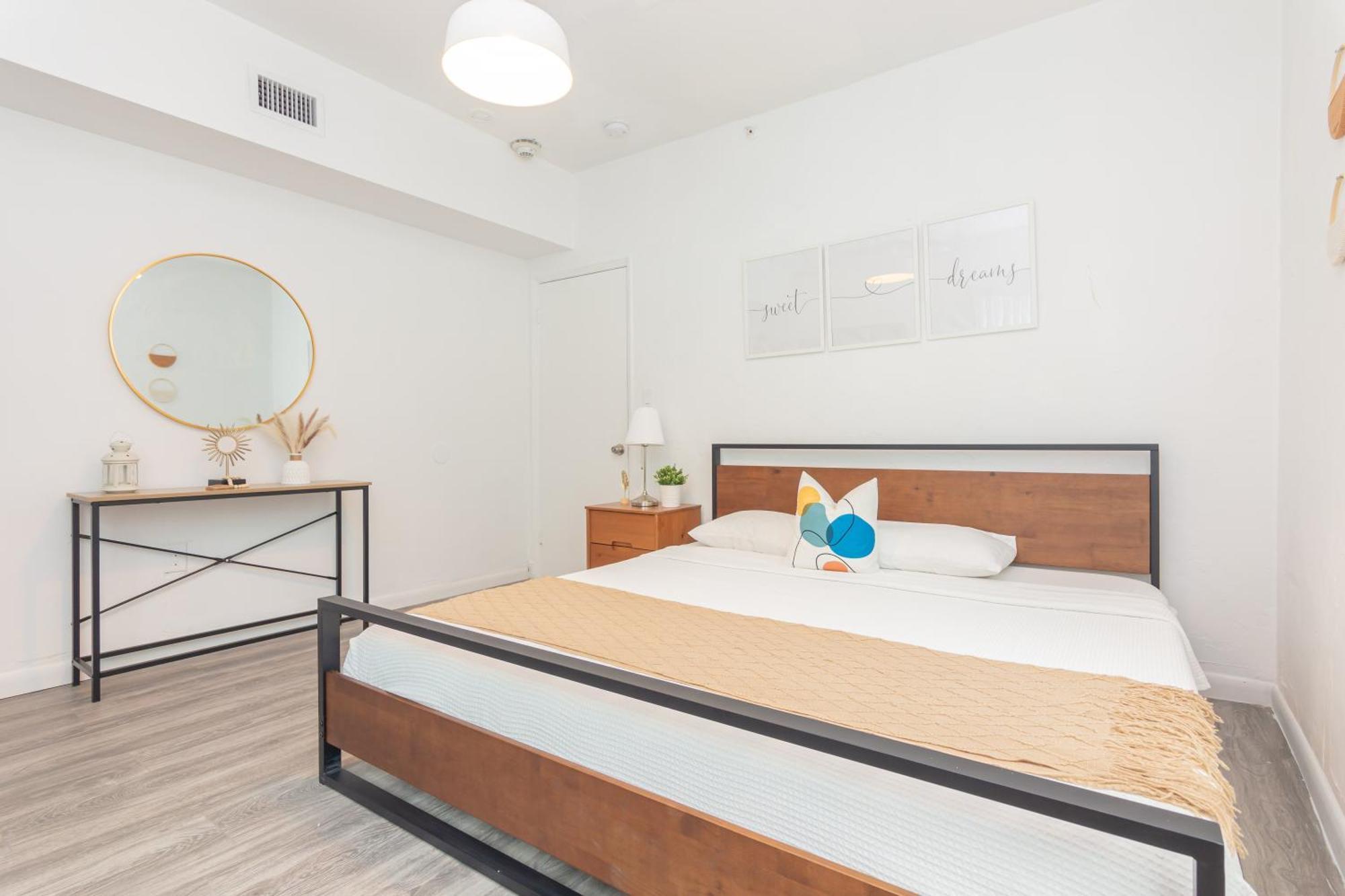 West Deco Aparthotel Маями Бийч Екстериор снимка