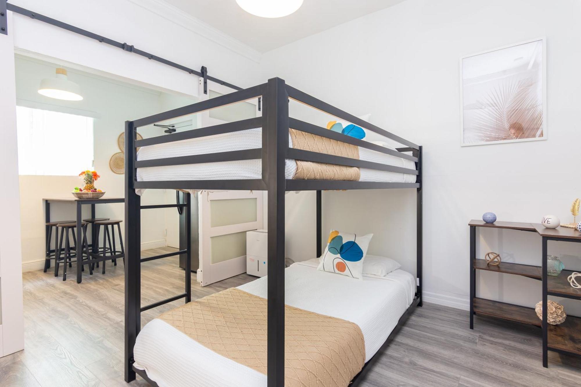 West Deco Aparthotel Маями Бийч Стая снимка