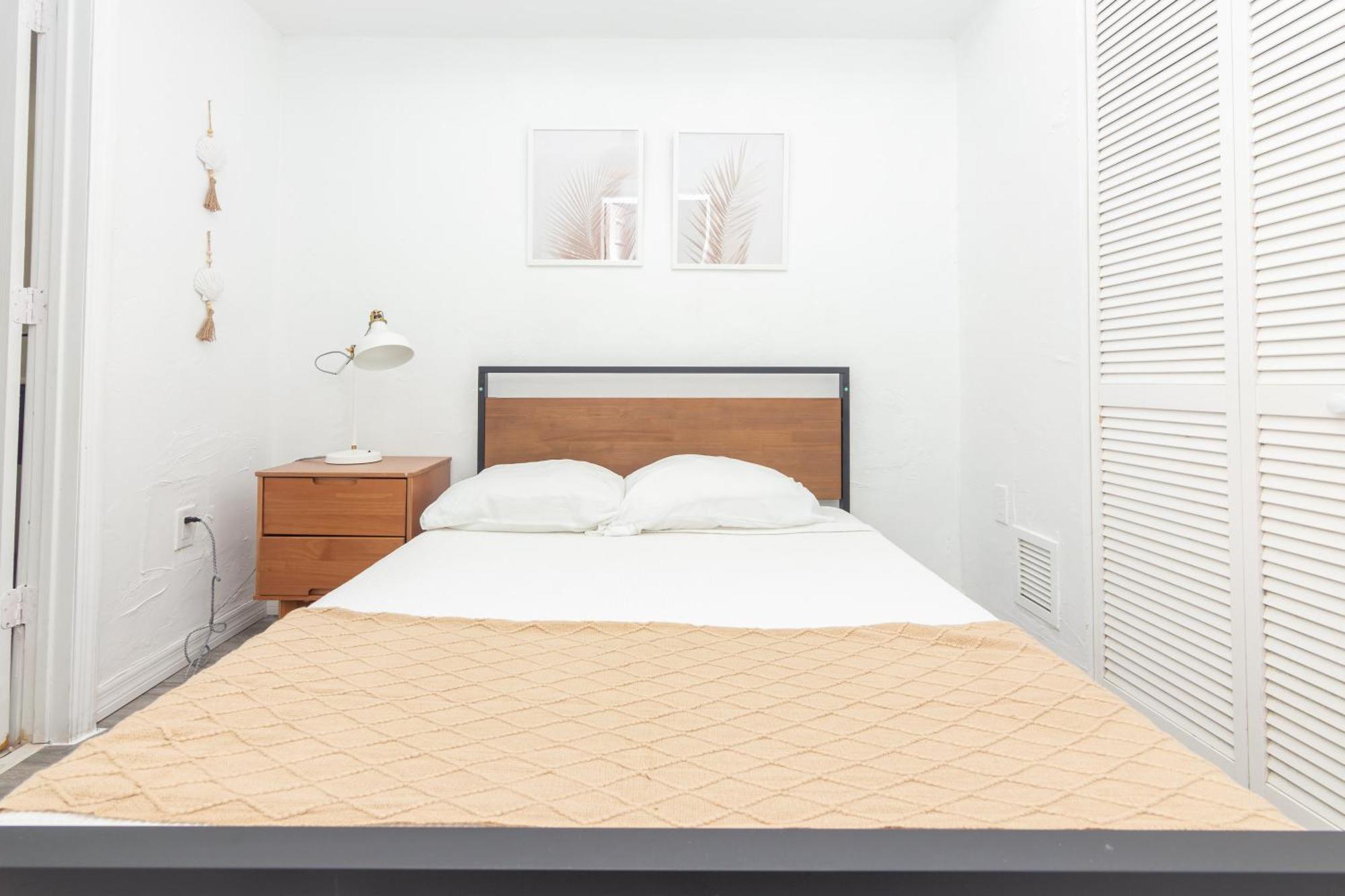 West Deco Aparthotel Маями Бийч Стая снимка