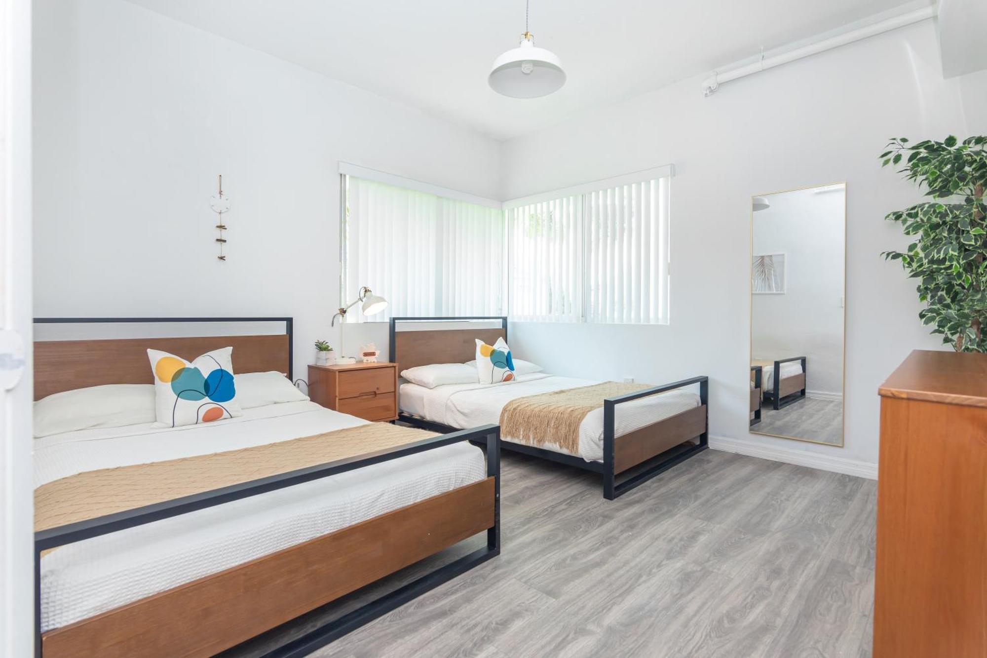 West Deco Aparthotel Маями Бийч Екстериор снимка